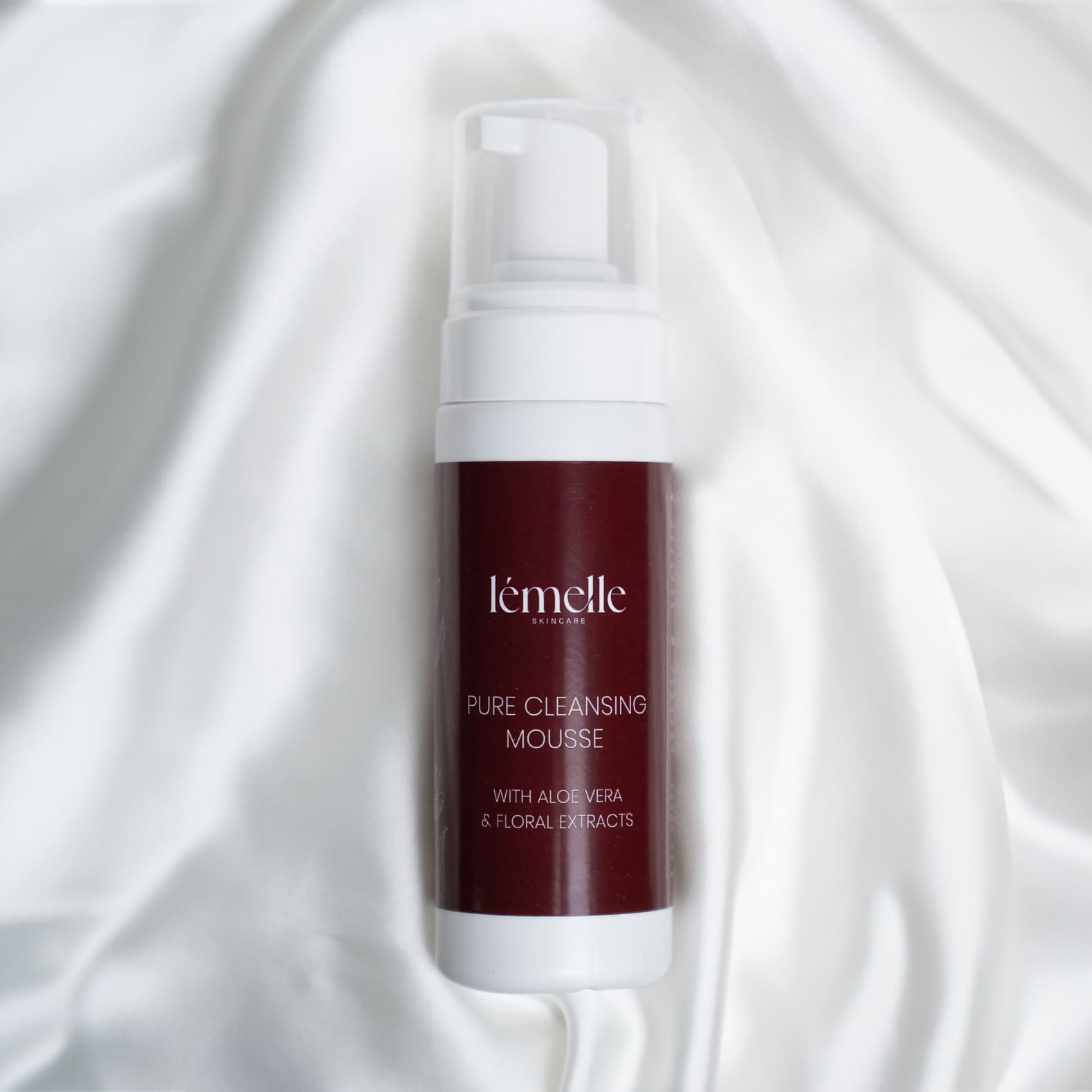 Pure Cleansing Mousse mit Aloe Vera und Blütenextrakten